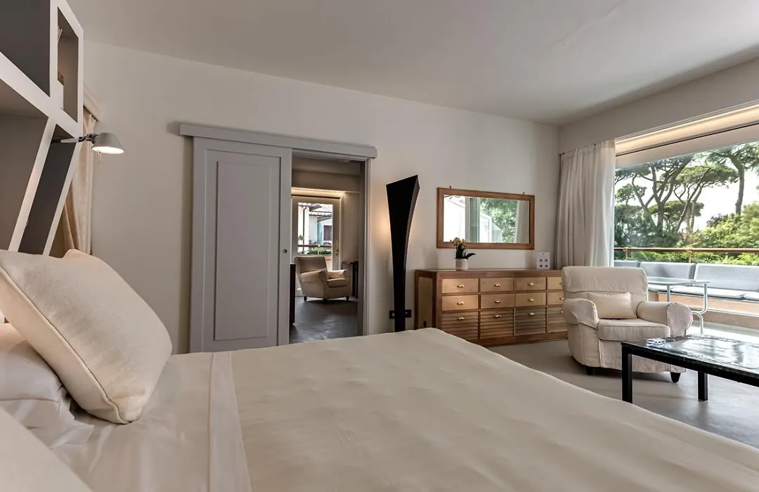 Augustus Hotel & Resort-1